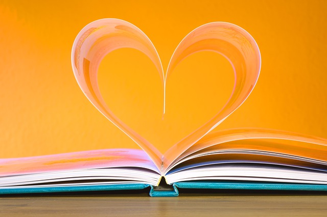 It's Official- Cursive Content Marketing Loves School Marketers